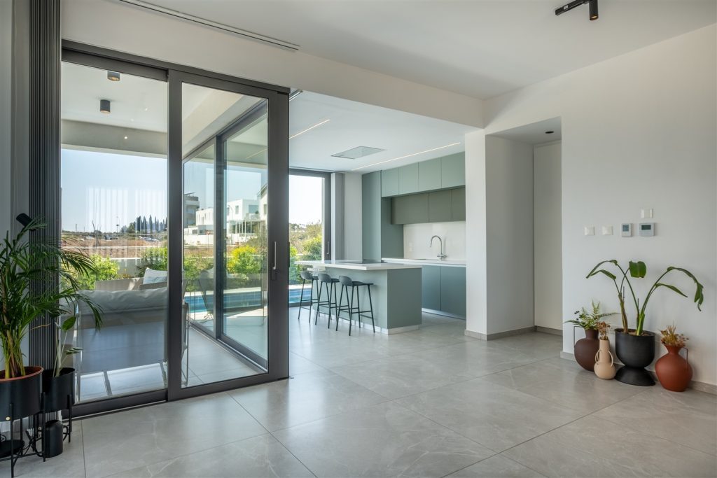 4 BR Villa in Geri, Nicosia photo 5