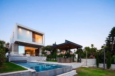 3 BR Villa in Chlorakas, Paphos thumbnail 1
