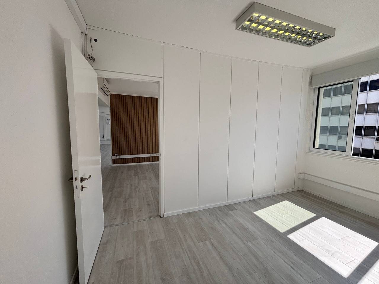 Office in Neapolis, Limassol — photo 7