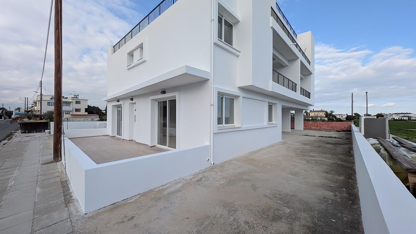 Investment Opportunity: Three-Storey Residential Building with 4 Apartments in Kiti, Larnaca photo 48