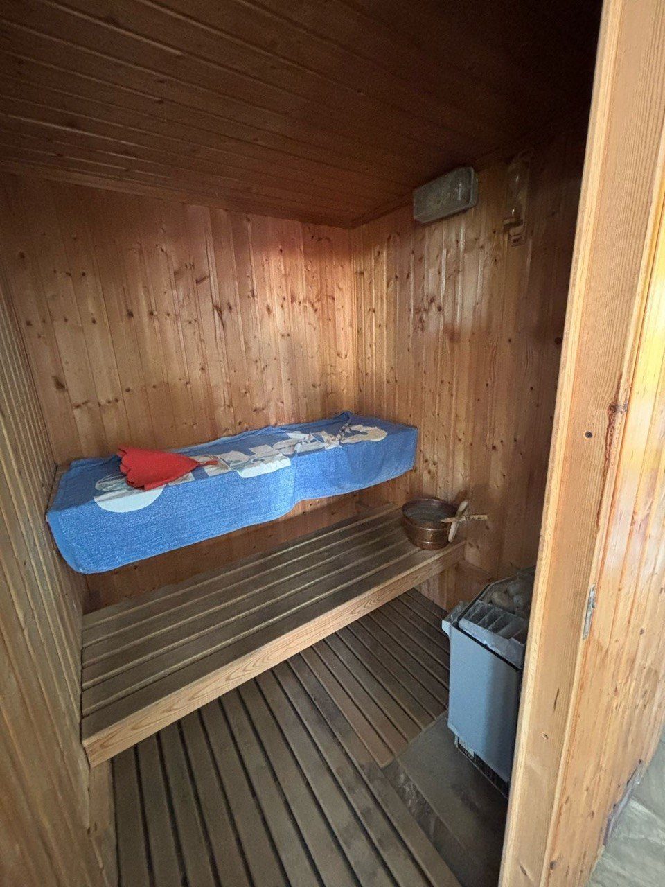4 BR House in Potamos Germasogeias, Limassol photo 17