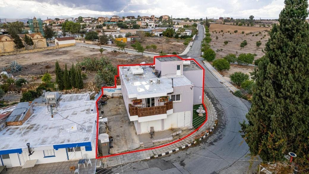 Two-storey mixed-use building in Deneia, Nicosia photo 2