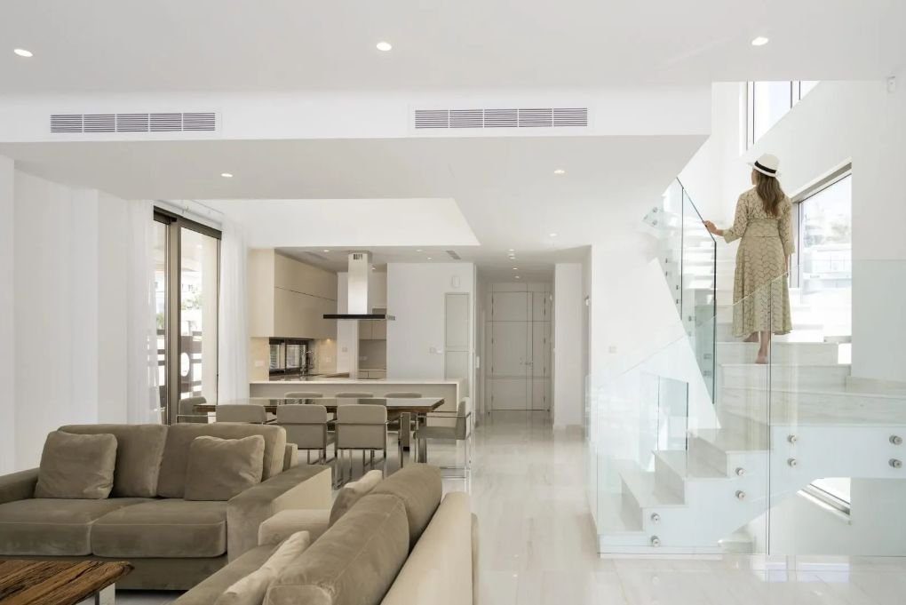 5 BR Villa in Kissonerga photo 12