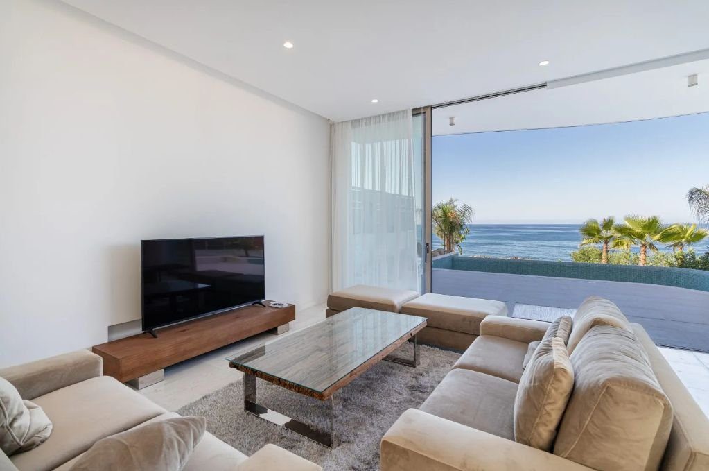 5 BR Villa in Kissonerga photo 13