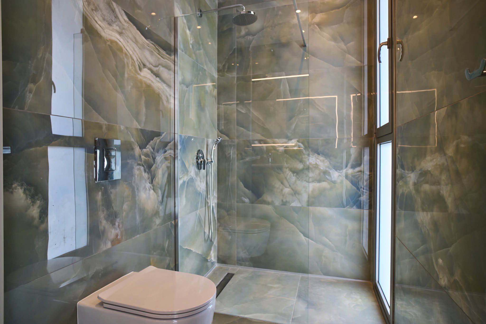 3 BR Penthouse in Potamos Germasogeias, Limassol photo 9