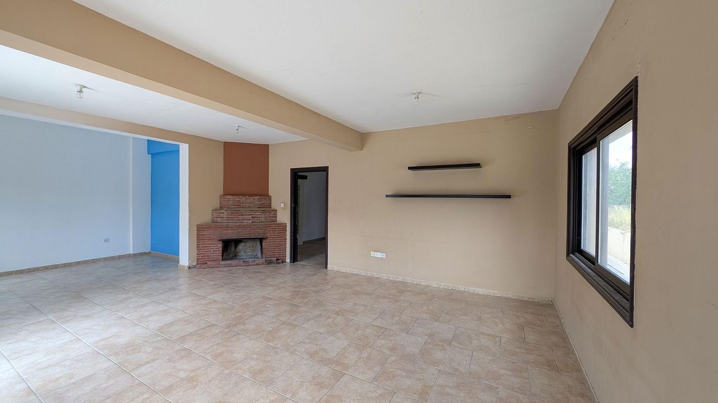 Three-Bedroom House in Sotiros Quarter, Larnaca photo 7