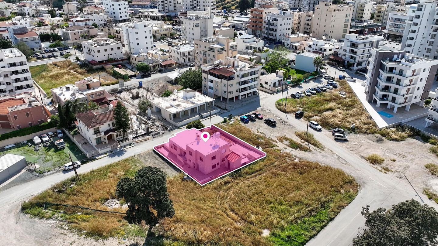 Three-Bedroom House in Sotiros Quarter, Larnaca photo 1