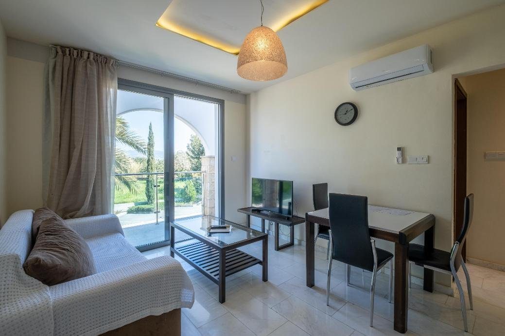 1-bedroom apartment in Latchi, Paphos — photo 7