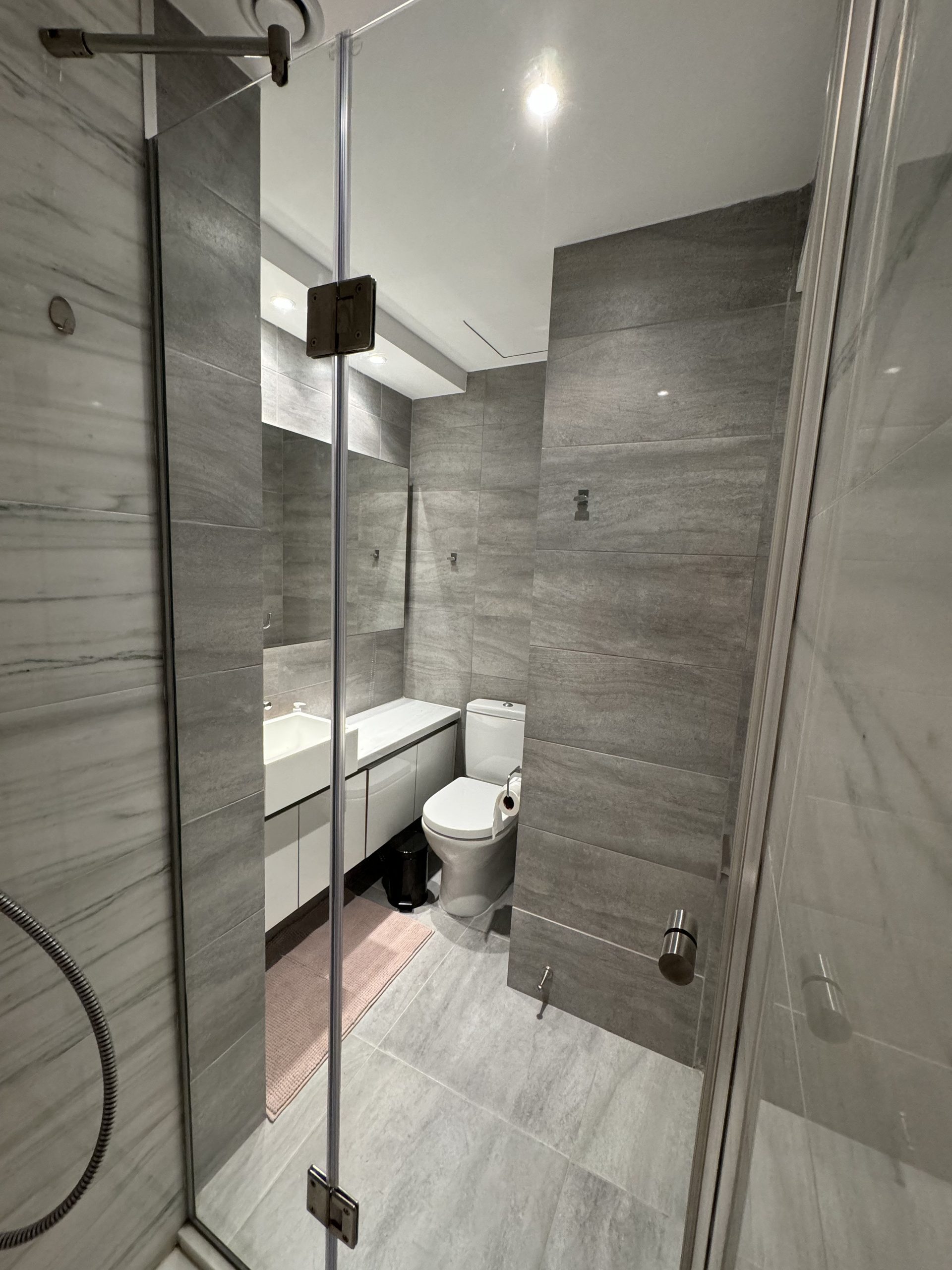 2 BR Apartment with a private garden in Neapolis, Limassol photo 12