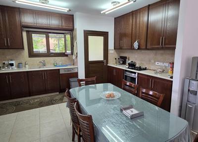 4 BR House in Mandria, Limassol thumbnail 2