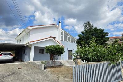 4 BR House in Mandria, Limassol thumbnail 1
