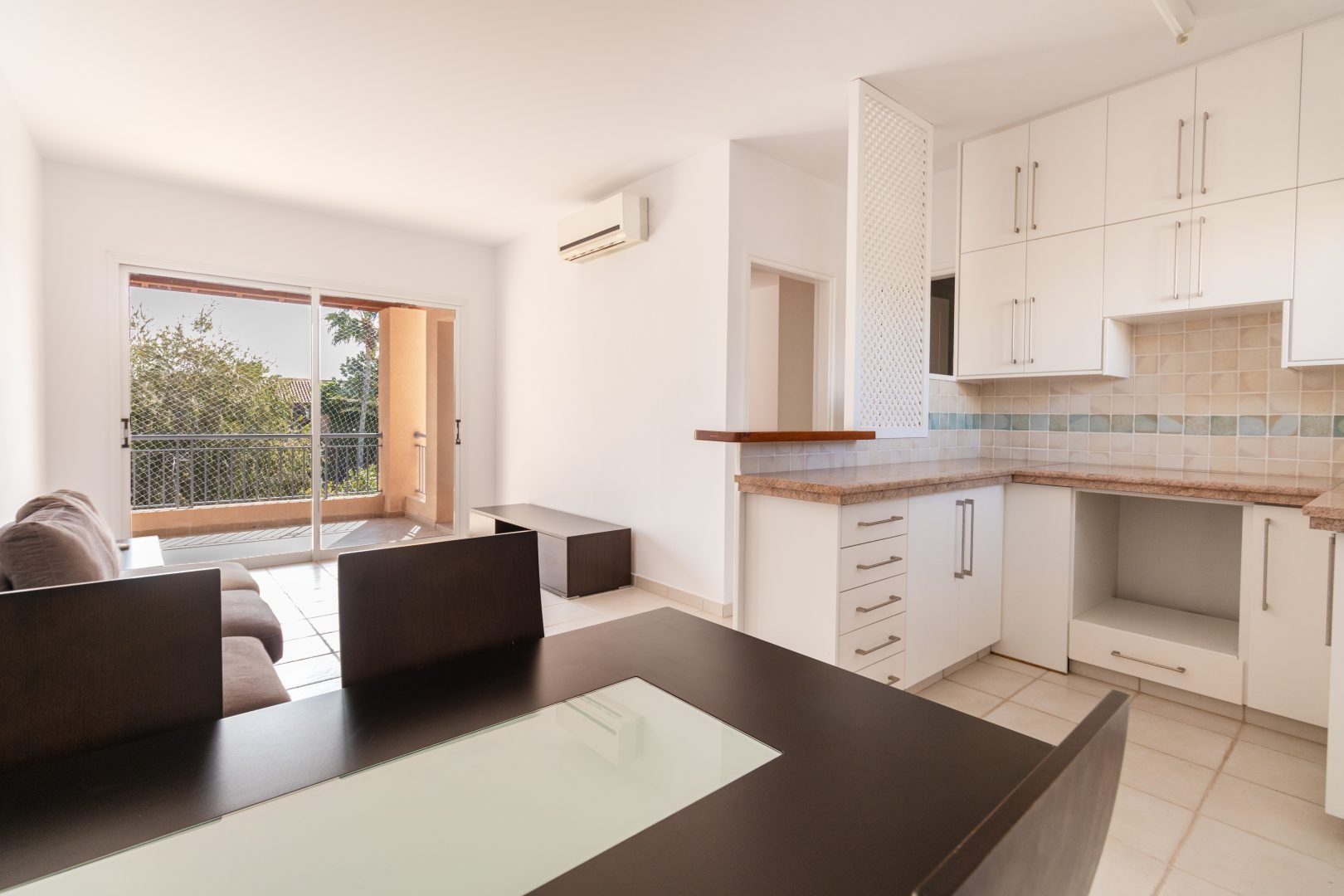 1 BR Penthouse in Mandria, Paphos photo 1