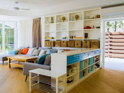 5 BR Sea View Villa with Private Pool in Pyrgos, Limassol thumbnail 4