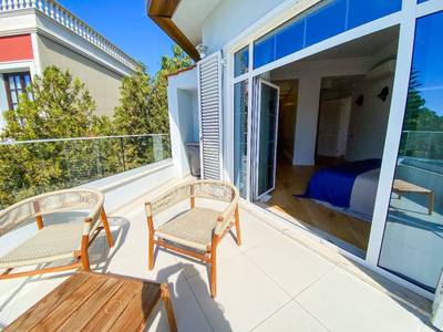 5 BR Sea View Villa with Private Pool in Pyrgos, Limassol thumbnail 10