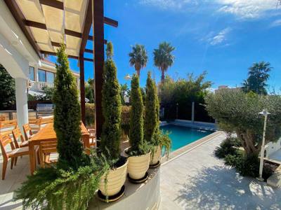 5 BR Sea View Villa with Private Pool in Pyrgos, Limassol thumbnail 1