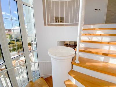 5 BR Sea View Villa with Private Pool in Pyrgos, Limassol thumbnail 18