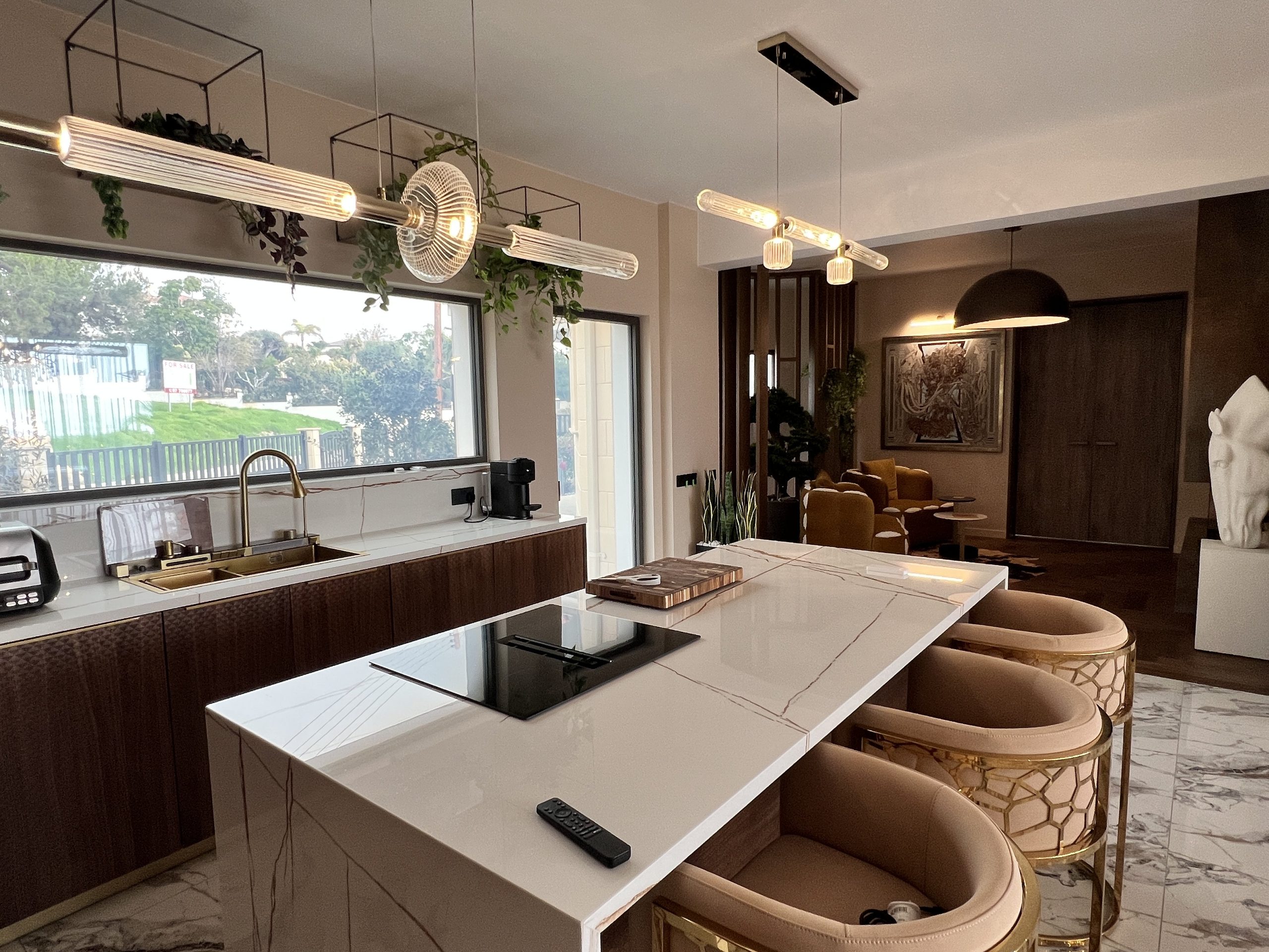 8 BR Luxury House in Mouttagiaka, Limassol photo 9