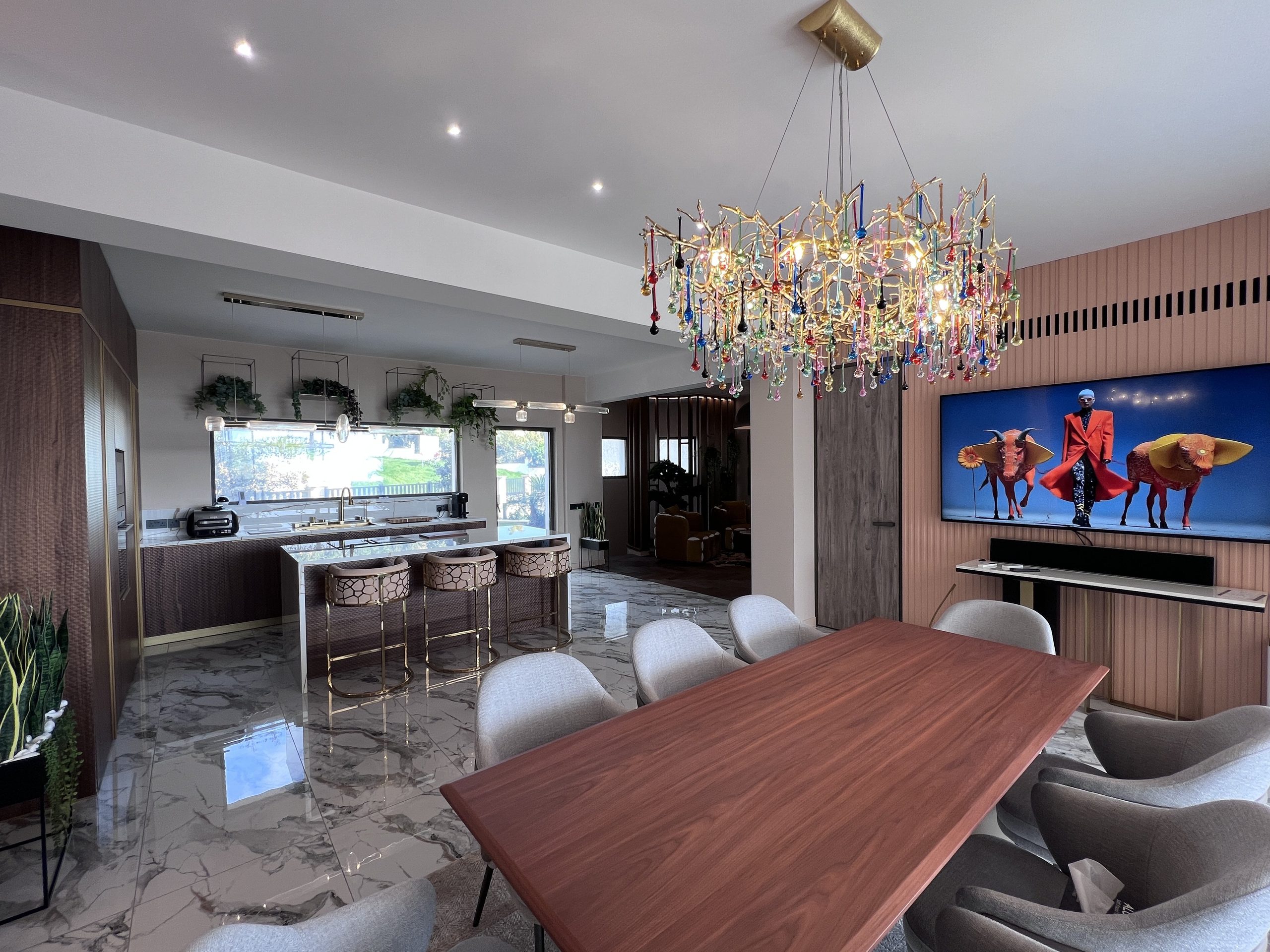 8 BR Luxury House in Mouttagiaka, Limassol photo 10