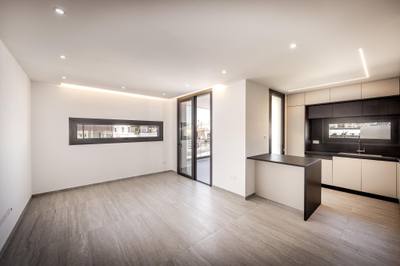 2 BR Apartment in Agioi Anargyroi I, Larnaca thumbnail 7