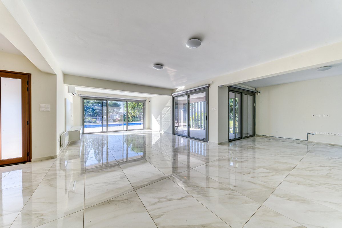 4 BR Villa in Agios Tychonas, Limassol — photo 6