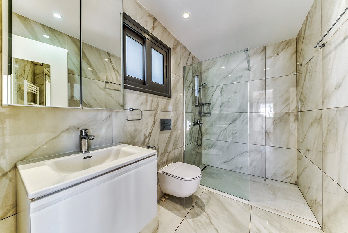 4 BR Villa in Agios Tychonas, Limassol photo 15
