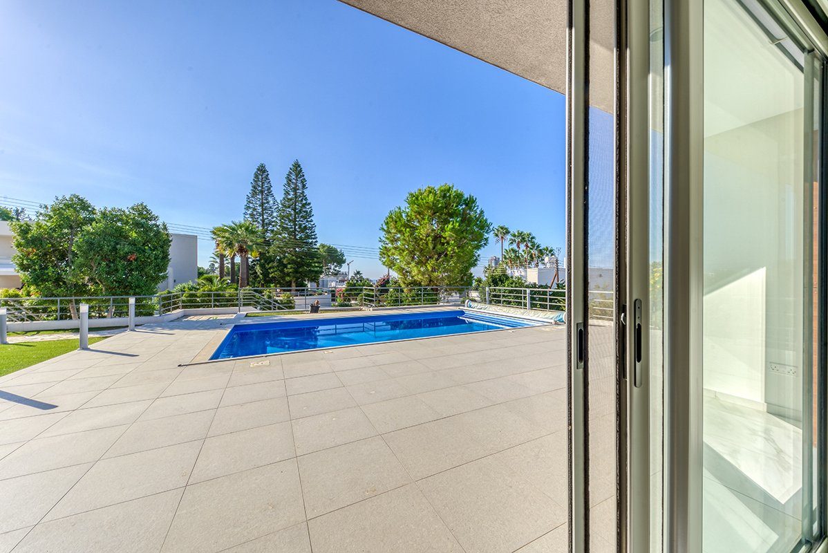 4 BR Villa in Agios Tychonas, Limassol photo 26