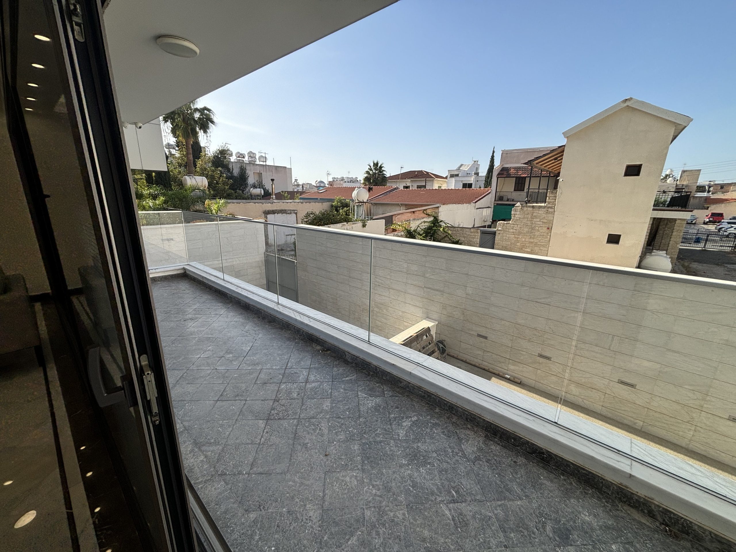 Spacious office (mezzanine) in a Luxury office building in Agia Triada, Limassol — photo 6