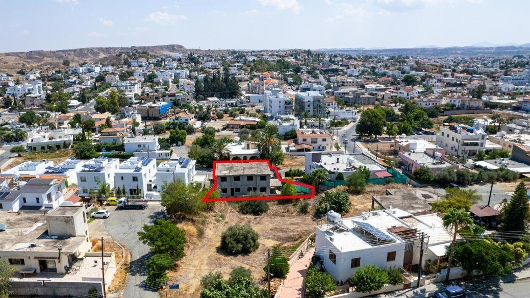 Share of incomplete residential development in Tseri, Nicosia photo 4