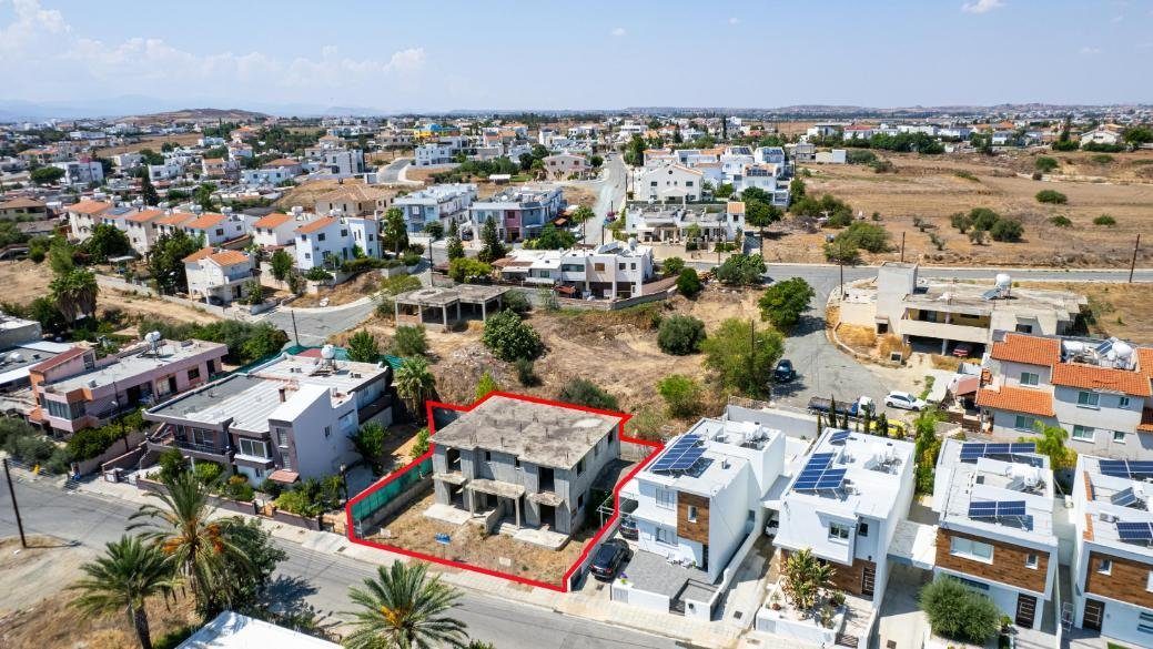 Share of incomplete residential development in Tseri, Nicosia photo 3