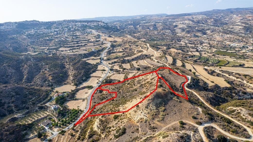 Agricultural fields in Pissouri, Limassol photo 3