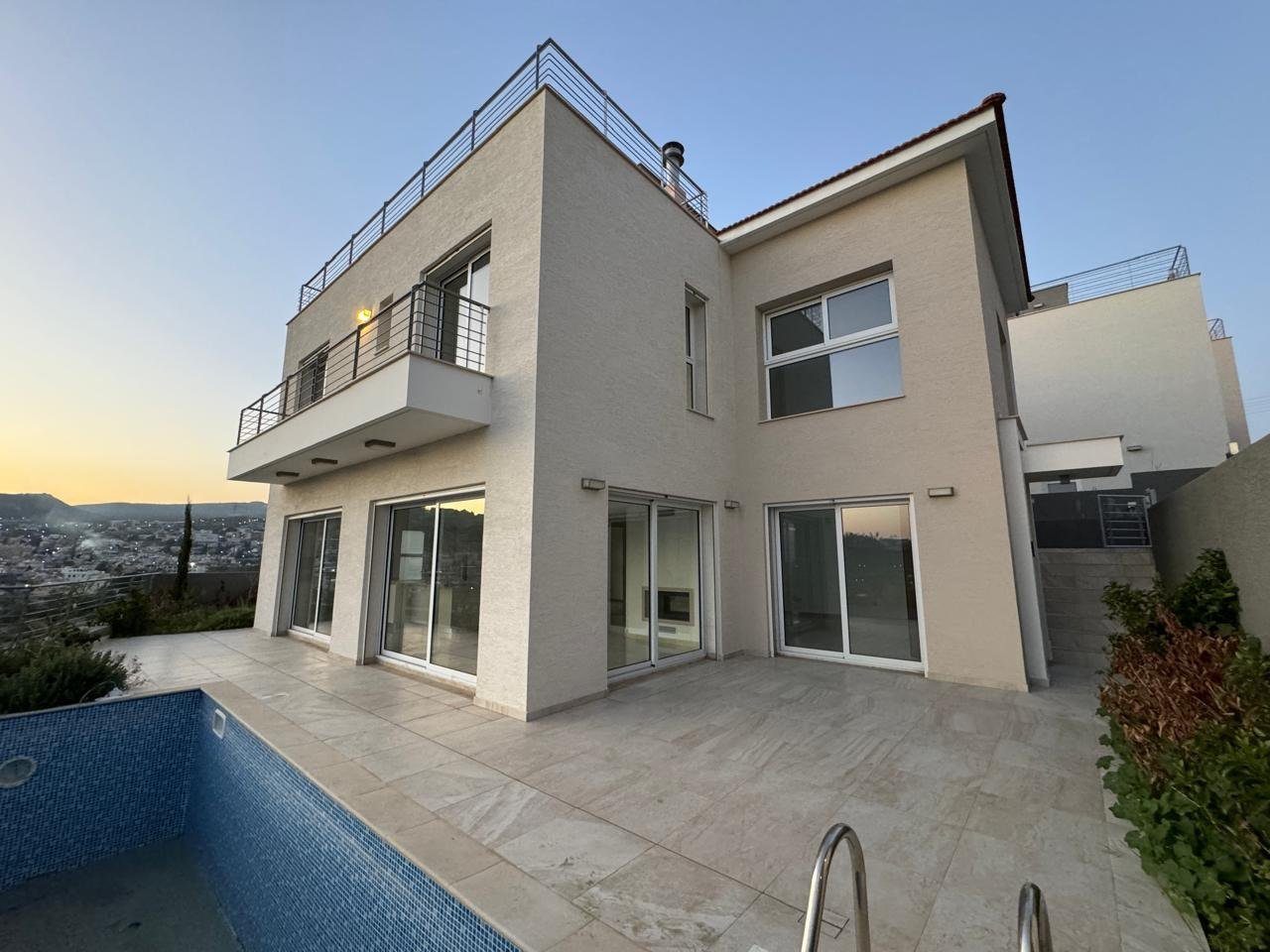 4 BR House with Panoramic Sea and Valley Views in Potamos Germasogeias, Limassol photo 2