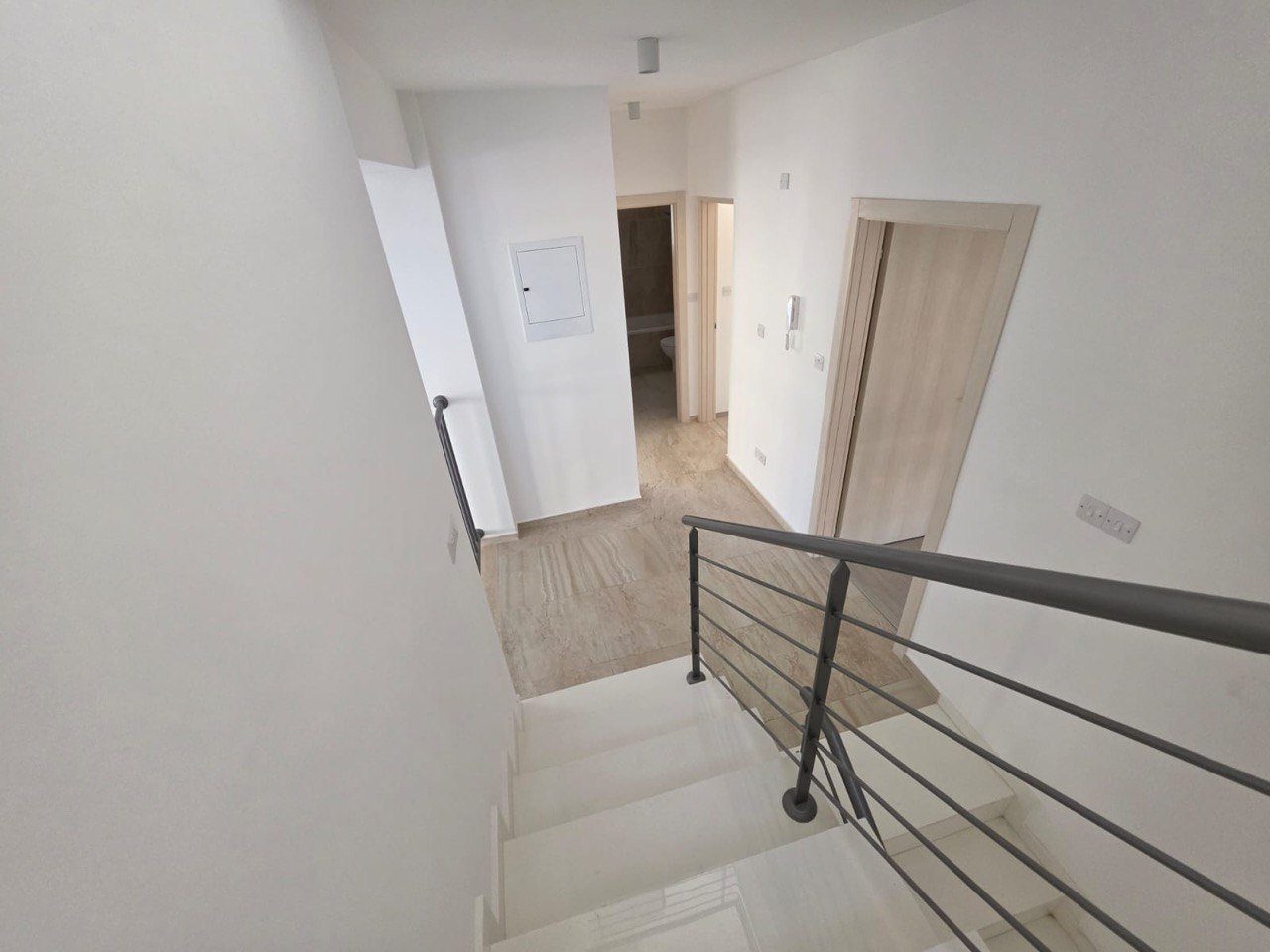4 BR House with Panoramic Sea and Valley Views in Potamos Germasogeias, Limassol — photo 8