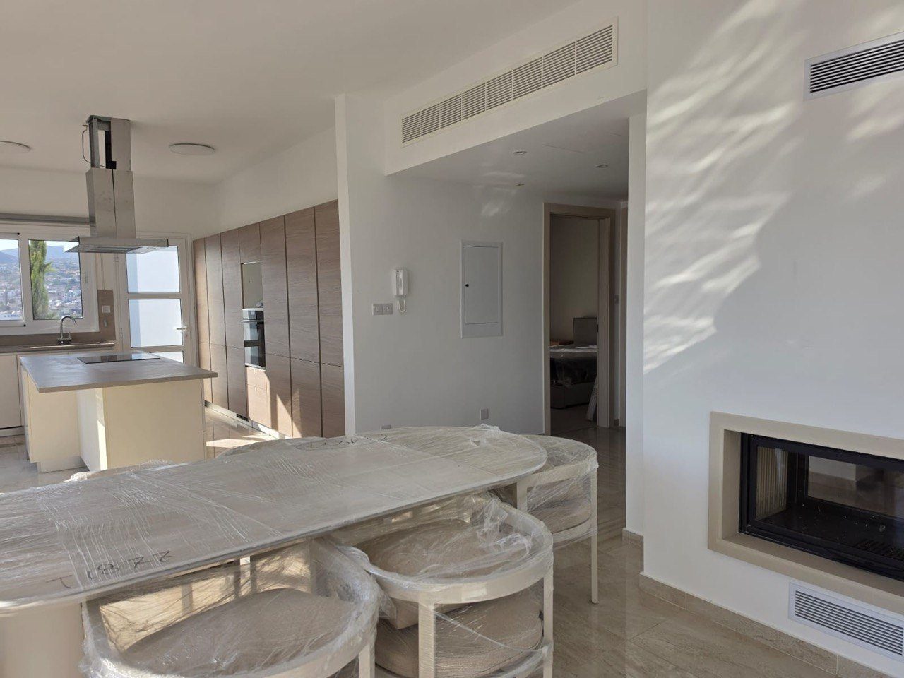 4 BR House with Panoramic Sea and Valley Views in Potamos Germasogeias, Limassol — photo 6