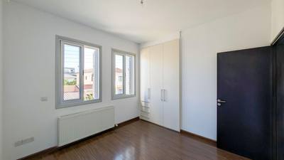 Four-Bedroom House with attic in Lakatamia, Nicosia thumbnail 12