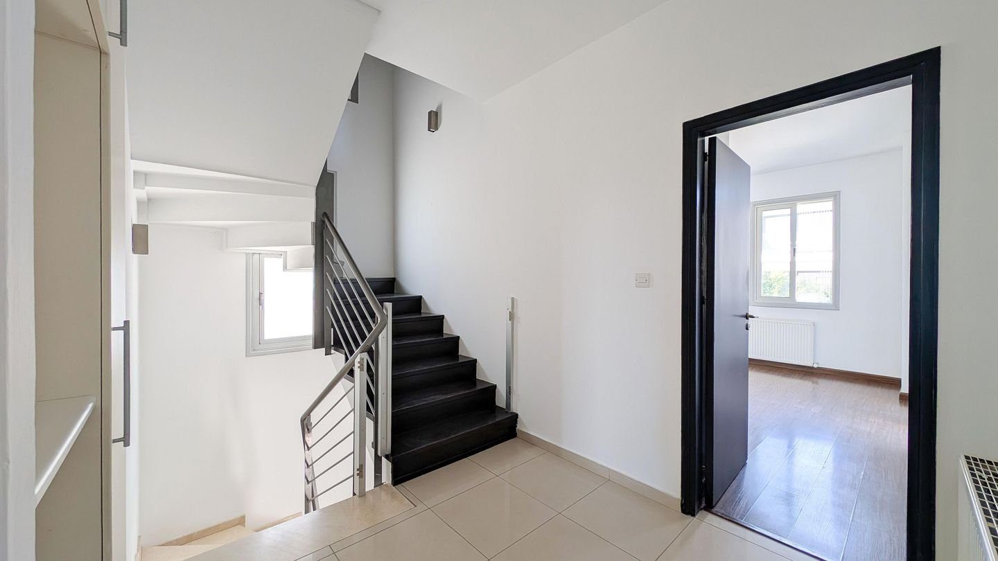 Four-Bedroom House with attic in Lakatamia, Nicosia photo 14