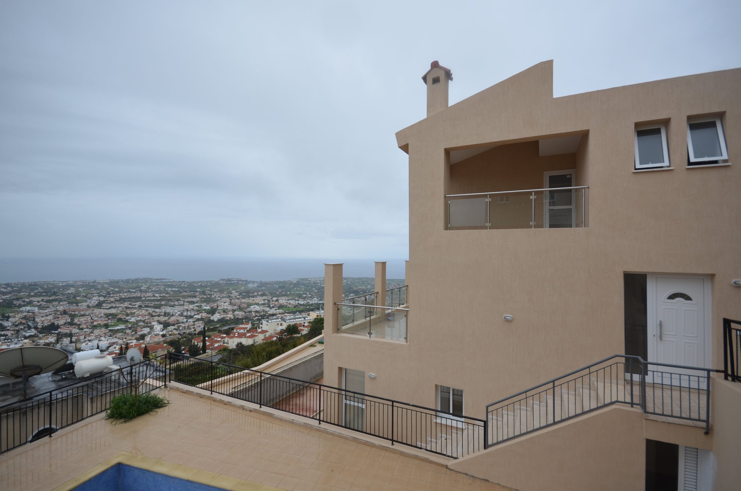 6 BR Villa in Pegeia, Paphos photo 11