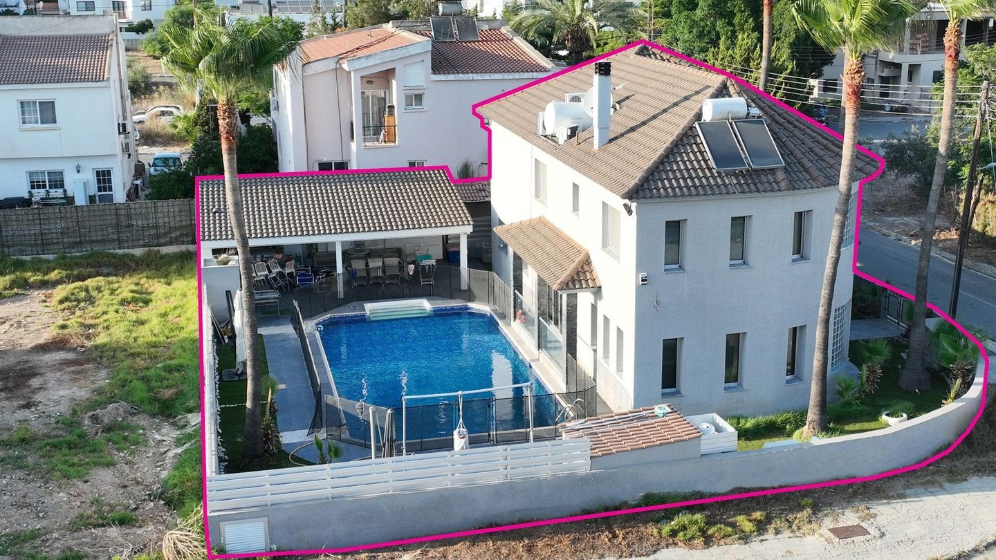 Three bedroom house in Egkomi, Nicosia photo 2
