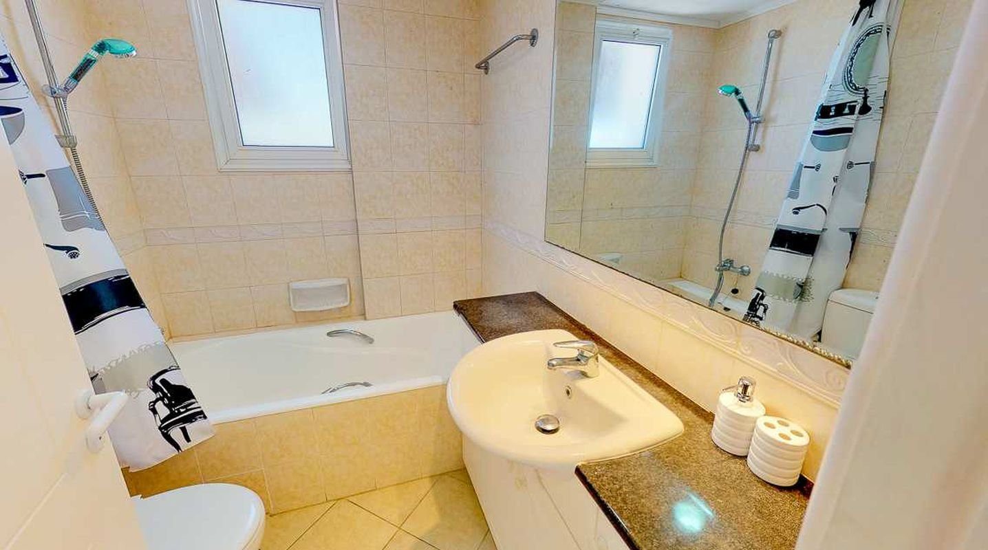 2 BR Apartment in Geroskipou, Paphos photo 7
