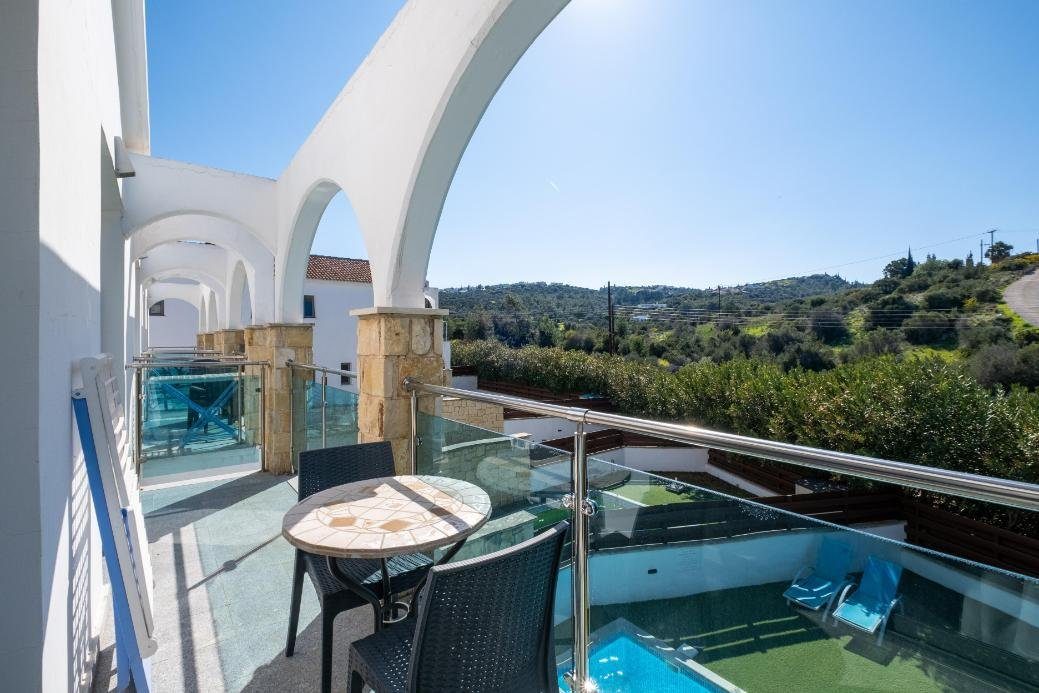 1-bedroom apartment in Latchi, Paphos — photo 8