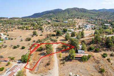Residential field in Lythrodontas, Nicosia thumbnail 2