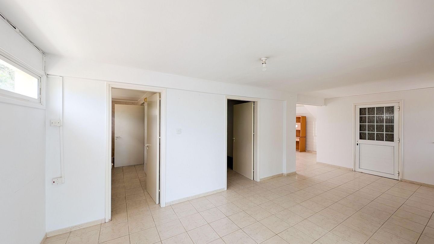 Three-Bedroom House in Dali, Nicosia — photo 7