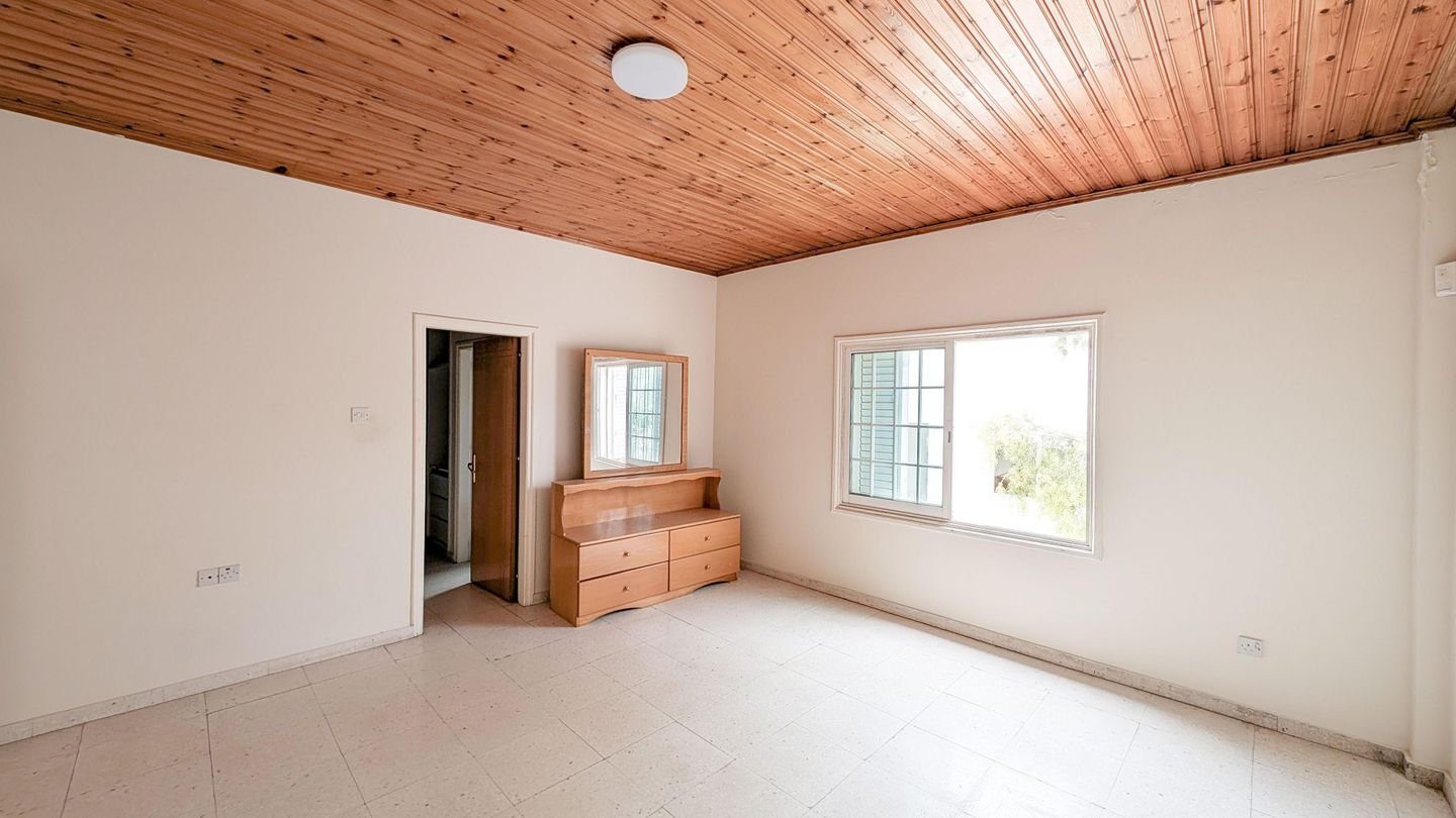 Three-Bedroom House in Dali, Nicosia photo 10