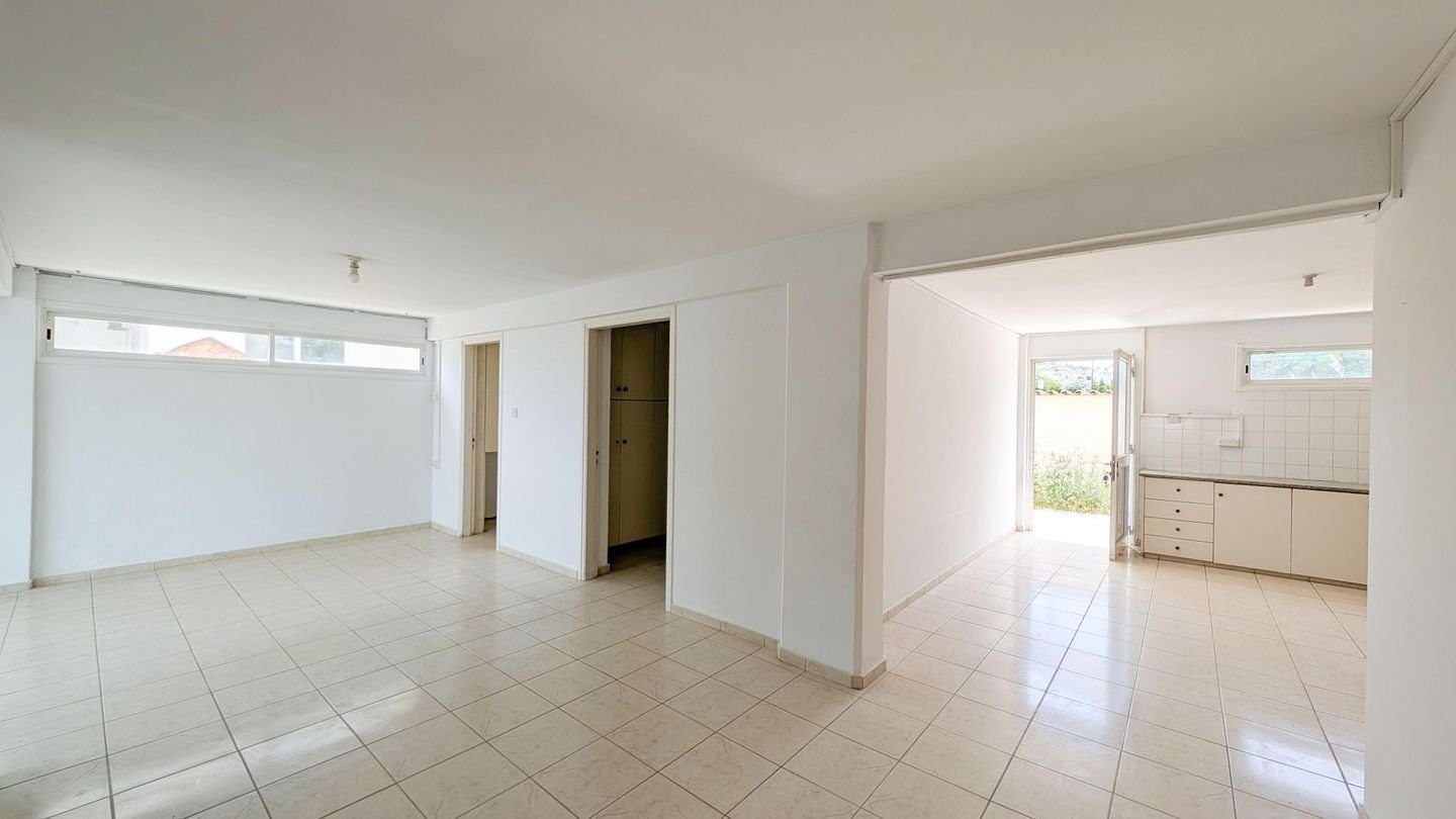 Three-Bedroom House in Dali, Nicosia photo 12