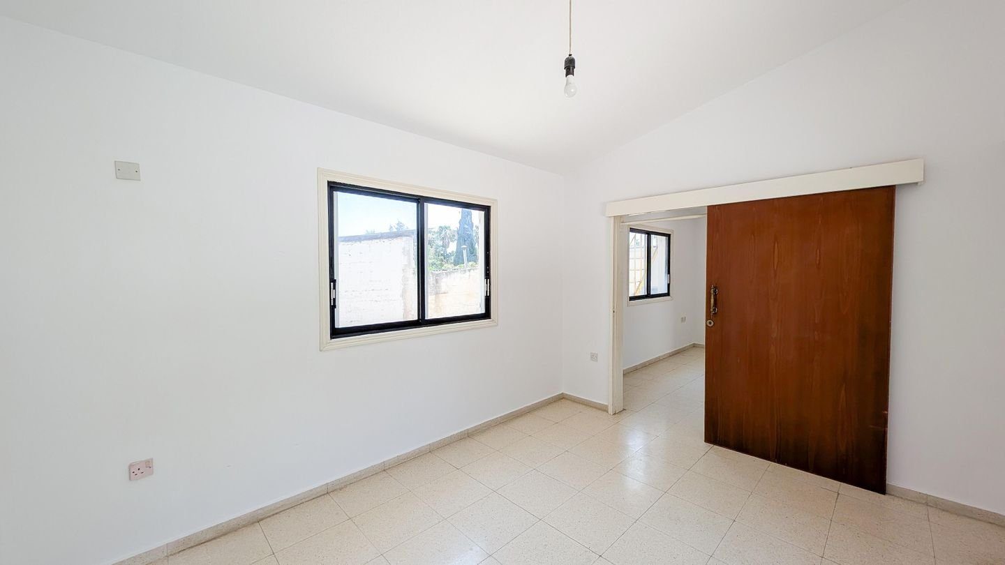 Four-Bedroom Ground Floor Detached House in Anarita, Paphos photo 10