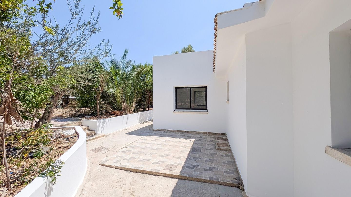 Four-Bedroom Ground Floor Detached House in Anarita, Paphos photo 18