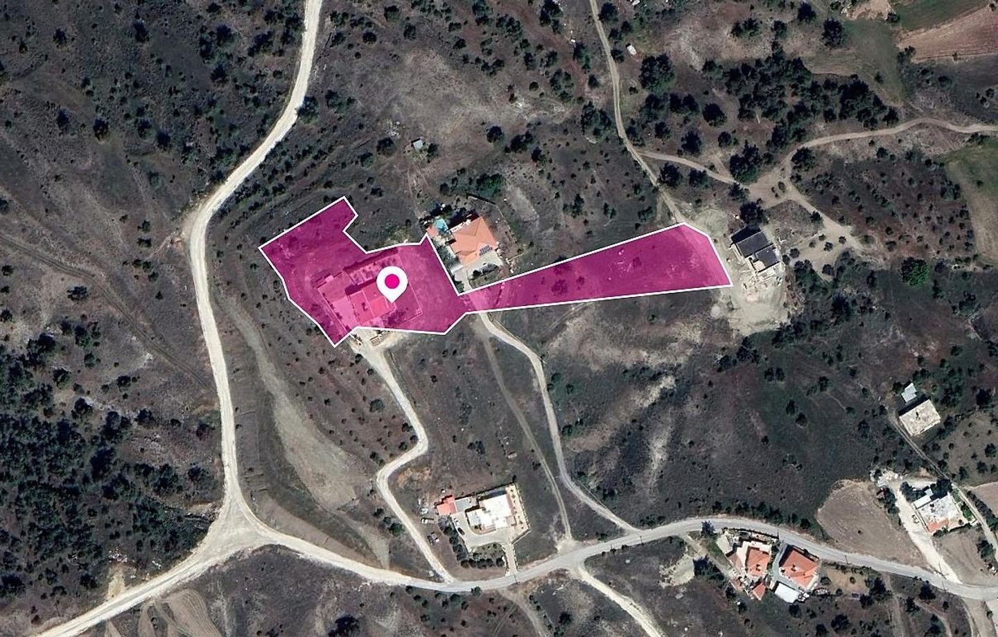 Share of a residential field, in Agia Marina Xyliatou, Nicosia. photo 1