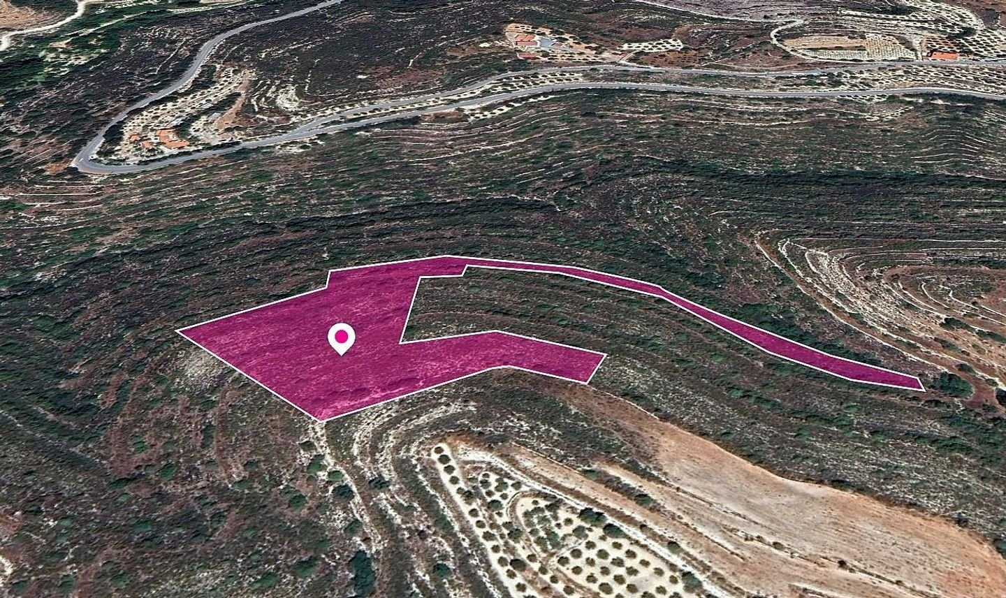Field in Agios Therapon Community, Limassol photo 1
