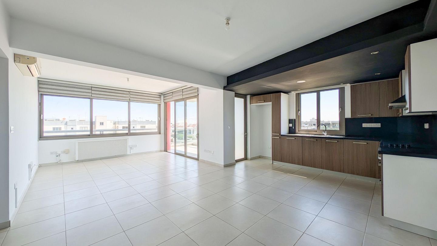 Two-Bedroom Apartment with Roof Garden in Lakatamia, Nicosia photo 6
