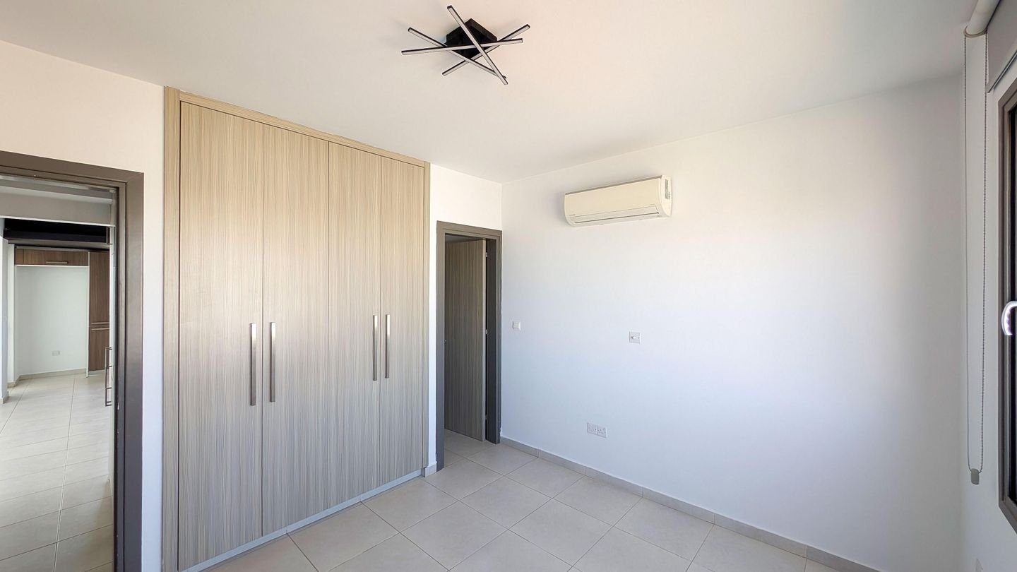 Two-Bedroom Apartment with Roof Garden in Lakatamia, Nicosia photo 10