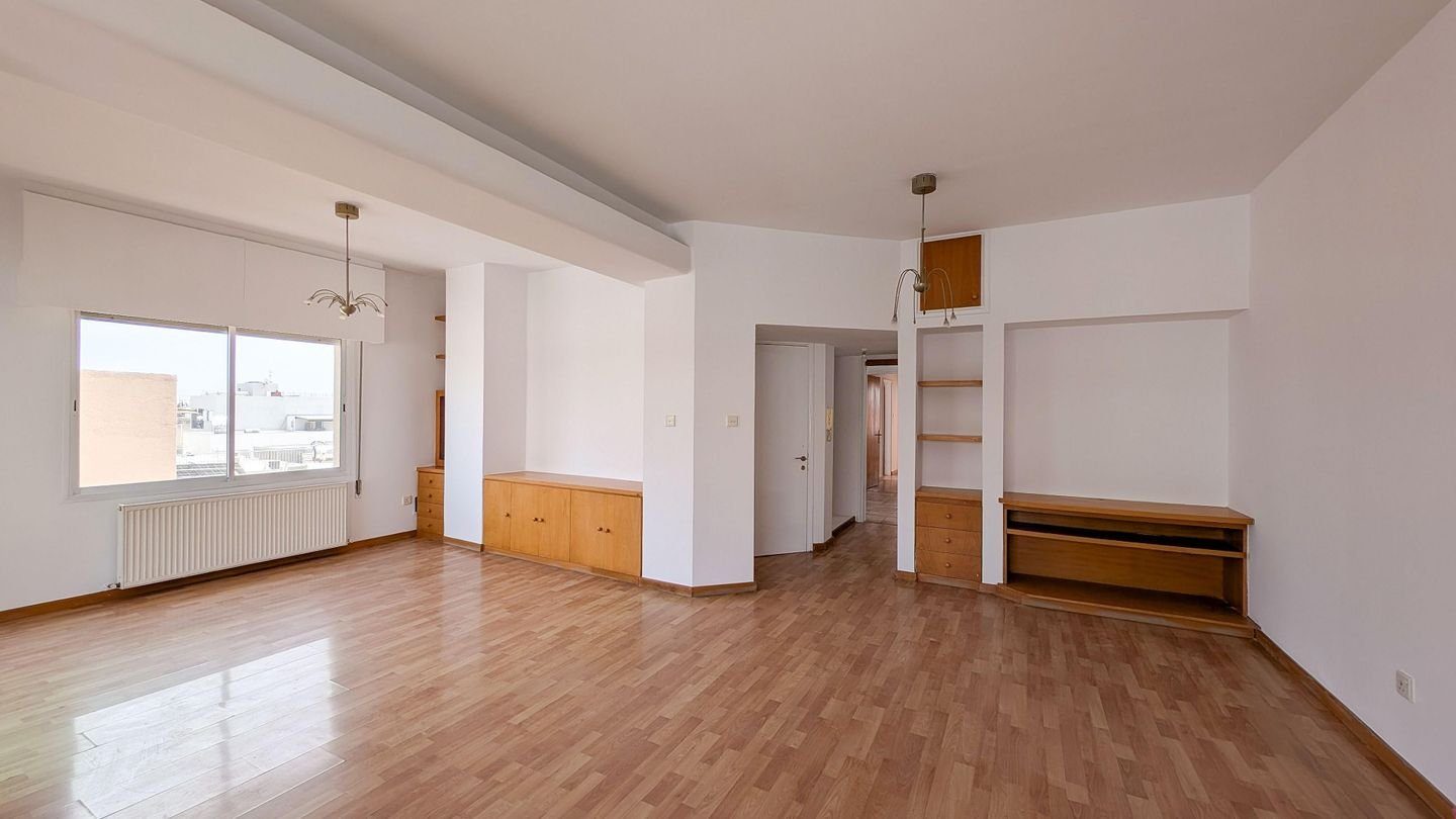 Three-Bedroom Apartment in Agios Spyridonas, Limassol photo 6
